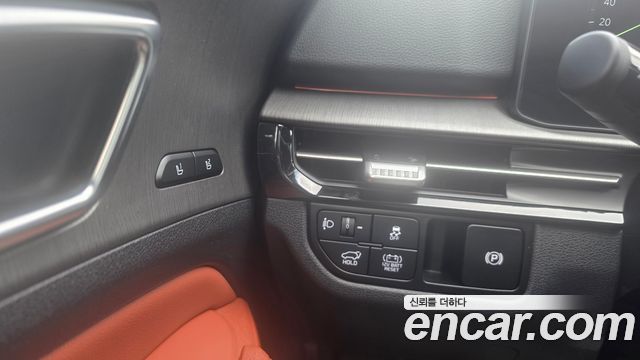 Kia Sportage Hybrid (V) HEV 1.6 4WD Signature 2025 — фото 16