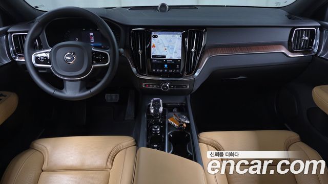 Volvo S60 (III) B5 Ultimate Bright 2023 — фото 7