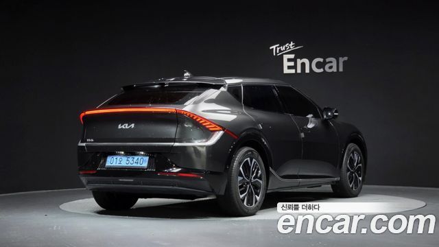 Kia EV6 Long Range Earth 2023 — фото 2