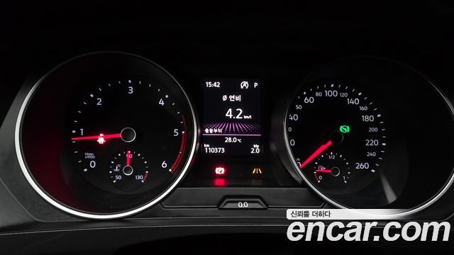Volkswagen Tiguan (II) 2.0 TDI Premium 2018 — фото 8