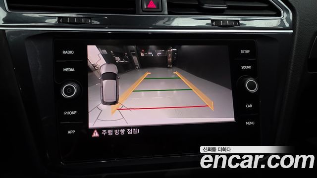 Volkswagen Tiguan (II) 2.0 TDI Premium 2018 — фото 14