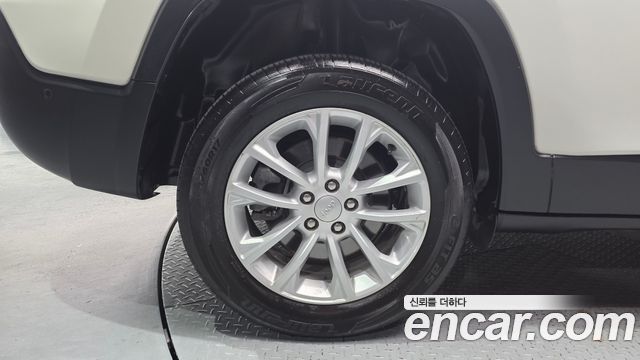 Jeep Cherokee (KL) 2.4 Longitude High AWD 2019 — фото 5