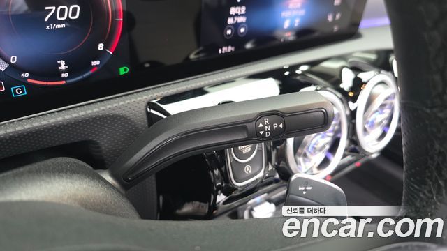 Mercedes-Benz CLA-Class (C118) CLA250 4MATIC 2020 — фото 9