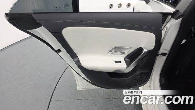 Mercedes-Benz CLA-Class (C118) CLA250 4MATIC 2020 — фото 25