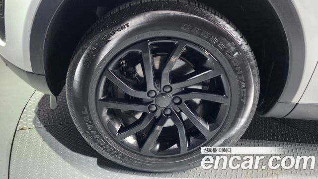 Land Rover Discovery Sport 2.0 TD4 SE (150PS) 2019 — фото 5