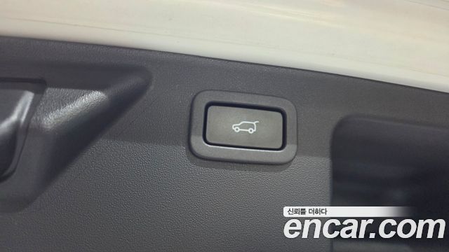 Land Rover Discovery Sport 2.0 TD4 SE (150PS) 2019 — фото 27