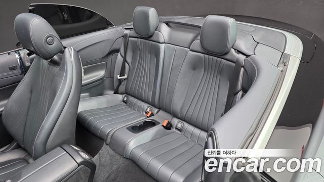 Mercedes-Benz E-Class (W213) E450 4MATIC Cabriolet 2021 — фото 11
