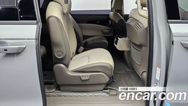 Kia Carnival (IV) Diesel 9-Seater Gravity 2025 — фото 12