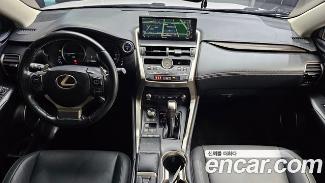 Lexus NX300h Supreme 2019 — фото 7
