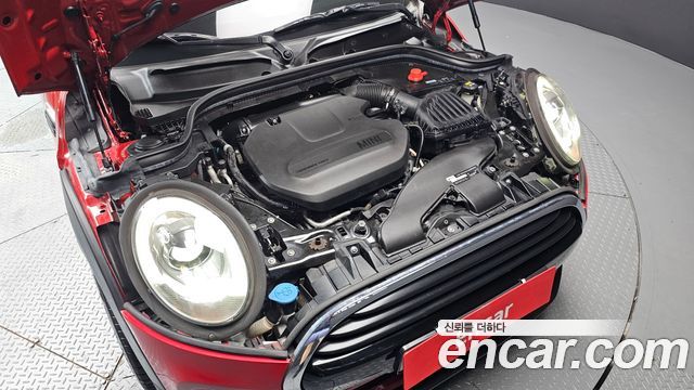 MINI Cooper D 5Door Standard 3rd 2018 — фото 6