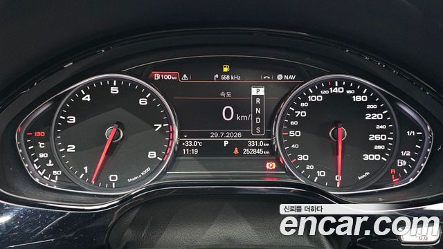 Audi A8 4.2 FSI Quattro LWB D4 2012 — фото 8