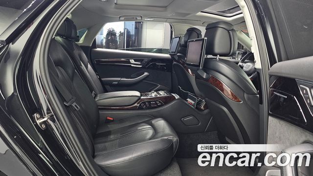 Audi A8 4.2 FSI Quattro LWB D4 2012 — фото 11
