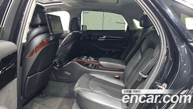 Audi A8 4.2 FSI Quattro LWB D4 2012 — фото 12