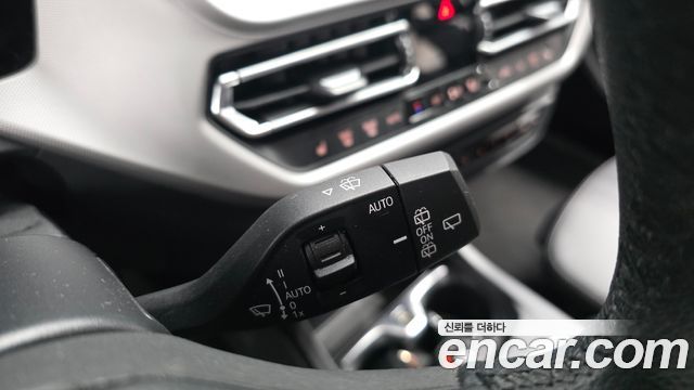 BMW 1 Series (F40) 118d Joy First Edition 2020 — фото 17