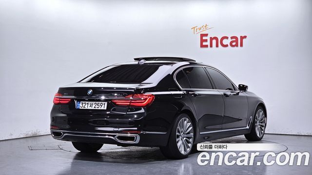 BMW 7 Series (G11) 750Li xDrive 2016 — фото 2