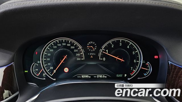 BMW 7 Series (G11) 750Li xDrive 2016 — фото 8