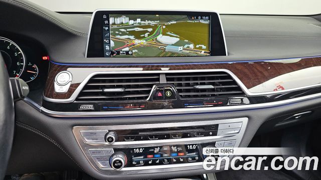 BMW 7 Series (G11) 750Li xDrive 2016 — фото 14