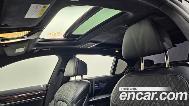 BMW 7 Series (G11) 750Li xDrive 2016 — фото 19
