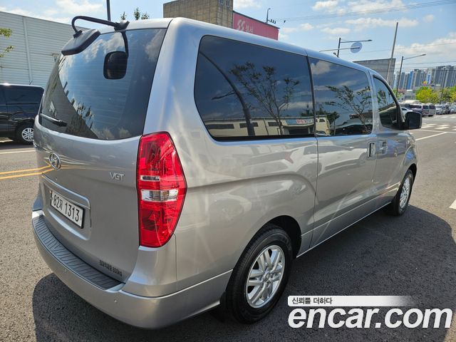 Hyundai Grand Starex Van 3-Seater Smart 2021 — фото 2