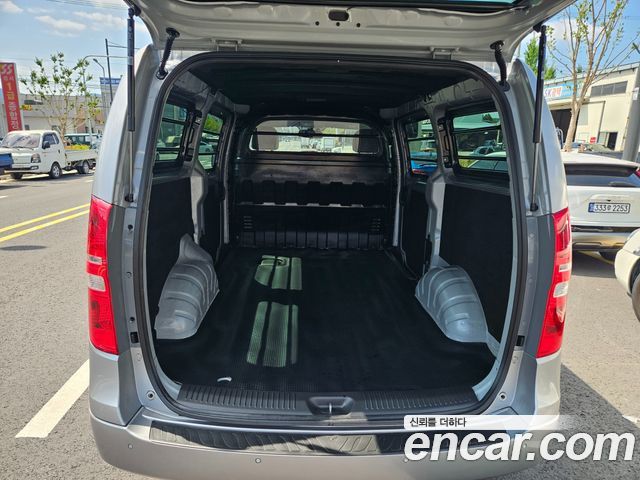 Hyundai Grand Starex Van 3-Seater Smart 2021 — фото 7