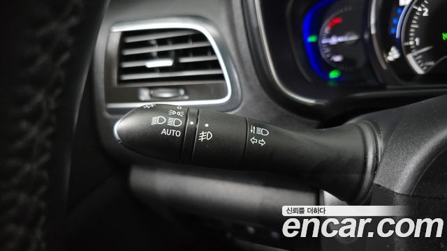 Renault Korea QM6 2.0 LPe RE Signature 2WD 2020 — фото 21