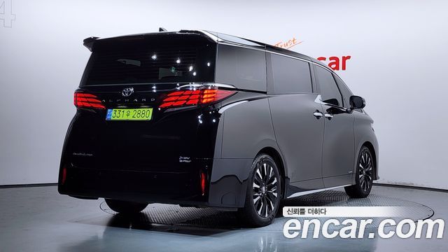 Toyota Alphard (IV) 2.5 HEV Executive AWD 2024 — фото 2