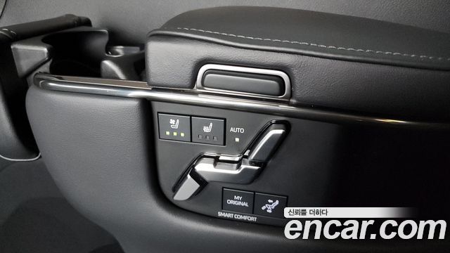 Toyota Alphard (IV) 2.5 HEV Executive AWD 2024 — фото 16