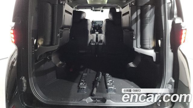 Toyota Alphard (IV) 2.5 HEV Executive AWD 2024 — фото 18