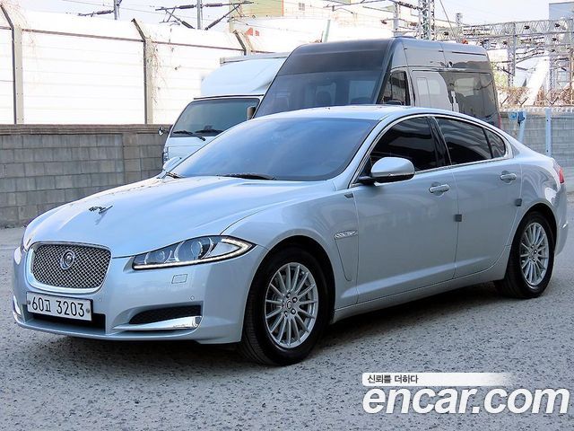 Jaguar XF 2.0 Luxury X250 2013 — фото 2