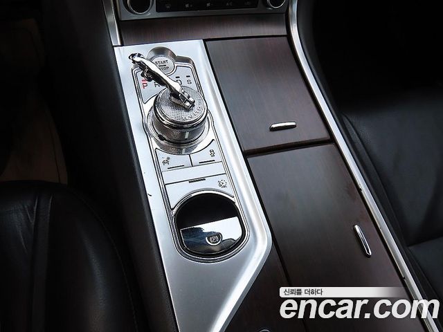 Jaguar XF 2.0 Luxury X250 2013 — фото 15