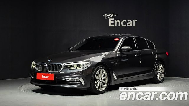 BMW 5 Series (G30) 520i Luxury 2018 — фото 1