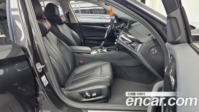 BMW 5 Series (G30) 520i Luxury 2018 — фото 11
