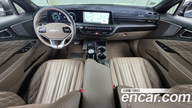 Kia K8 2.5 Gasoline 2WD Signature Special 2023 — фото 7