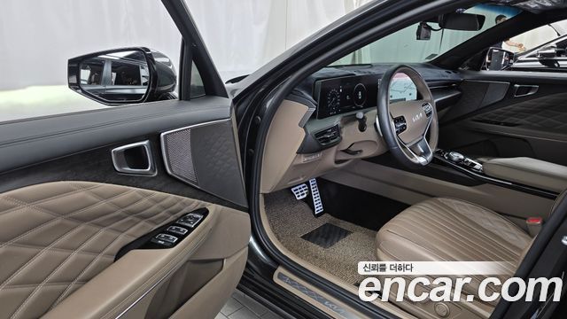 Kia K8 2.5 Gasoline 2WD Signature Special 2023 — фото 10