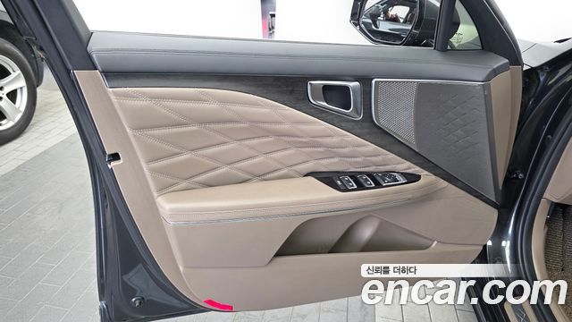 Kia K8 2.5 Gasoline 2WD Signature Special 2023 — фото 24