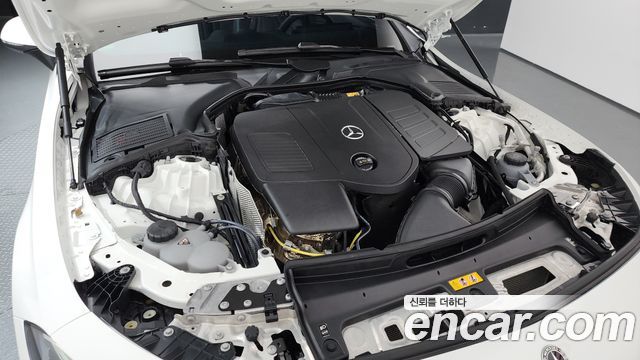 Mercedes-Benz CLE-Class (C236) CLE200 Cabriolet 2025 — фото 6