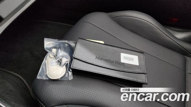 Mercedes-Benz CLE-Class (C236) CLE200 Cabriolet 2025 — фото 14