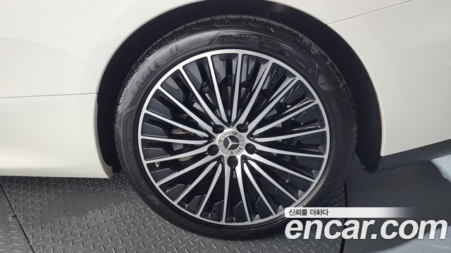 Mercedes-Benz CLE-Class (C236) CLE200 Cabriolet 2025 — фото 21