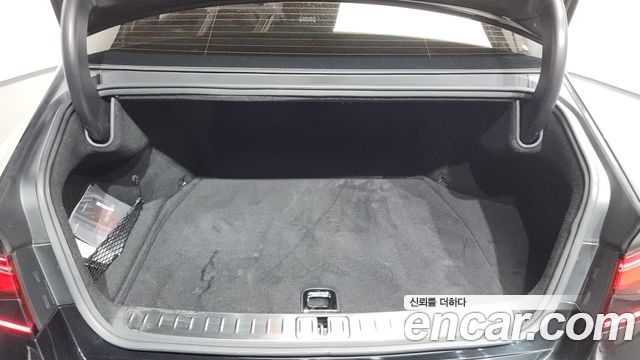 Genesis G90 (RS4) Gasoline 3.5 Turbo e-S/C AWD Black 2025 — фото 19
