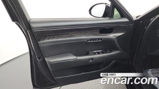 Genesis G90 (RS4) Gasoline 3.5 Turbo e-S/C AWD Black 2025 — фото 24