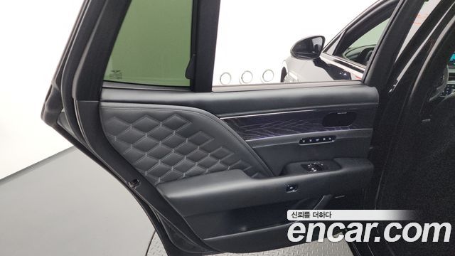 Genesis G90 (RS4) Gasoline 3.5 Turbo e-S/C AWD Black 2025 — фото 25