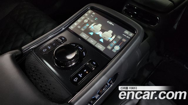 Genesis G90 (RS4) Gasoline 3.5 Turbo e-S/C AWD Black 2025 — фото 35