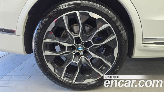 BMW X7 (G07) xDrive 40i M Sport 6STR 2025 — фото 5