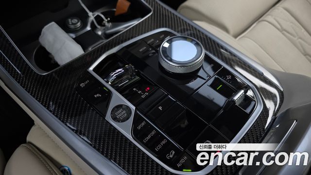 BMW X7 (G07) xDrive 40i M Sport 6STR 2025 — фото 9