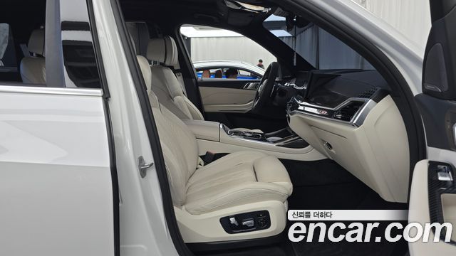 BMW X7 (G07) xDrive 40i M Sport 6STR 2025 — фото 11