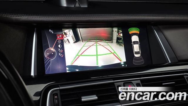 BMW 7 Series (F01) 750Li xDrive Individual 2015 — фото 18