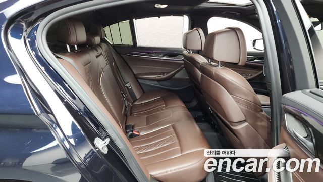 BMW 5 Series (G30) 530d M Sport Plus 2018 — фото 11