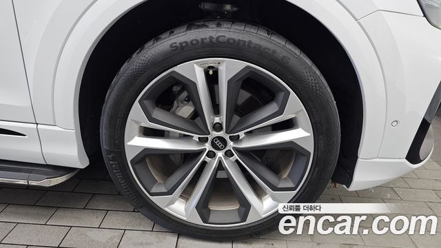 Audi Q8 (4M) 55 TFSI Quattro Premium 2025 — фото 27