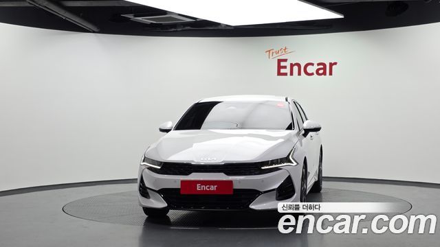 Kia K5 (III) 2.0 Noblesse 2023 — фото 3
