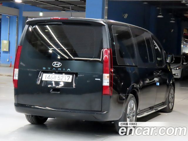 Hyundai Staria 4WD Tourer 9-Seater Modern 2023 — фото 2